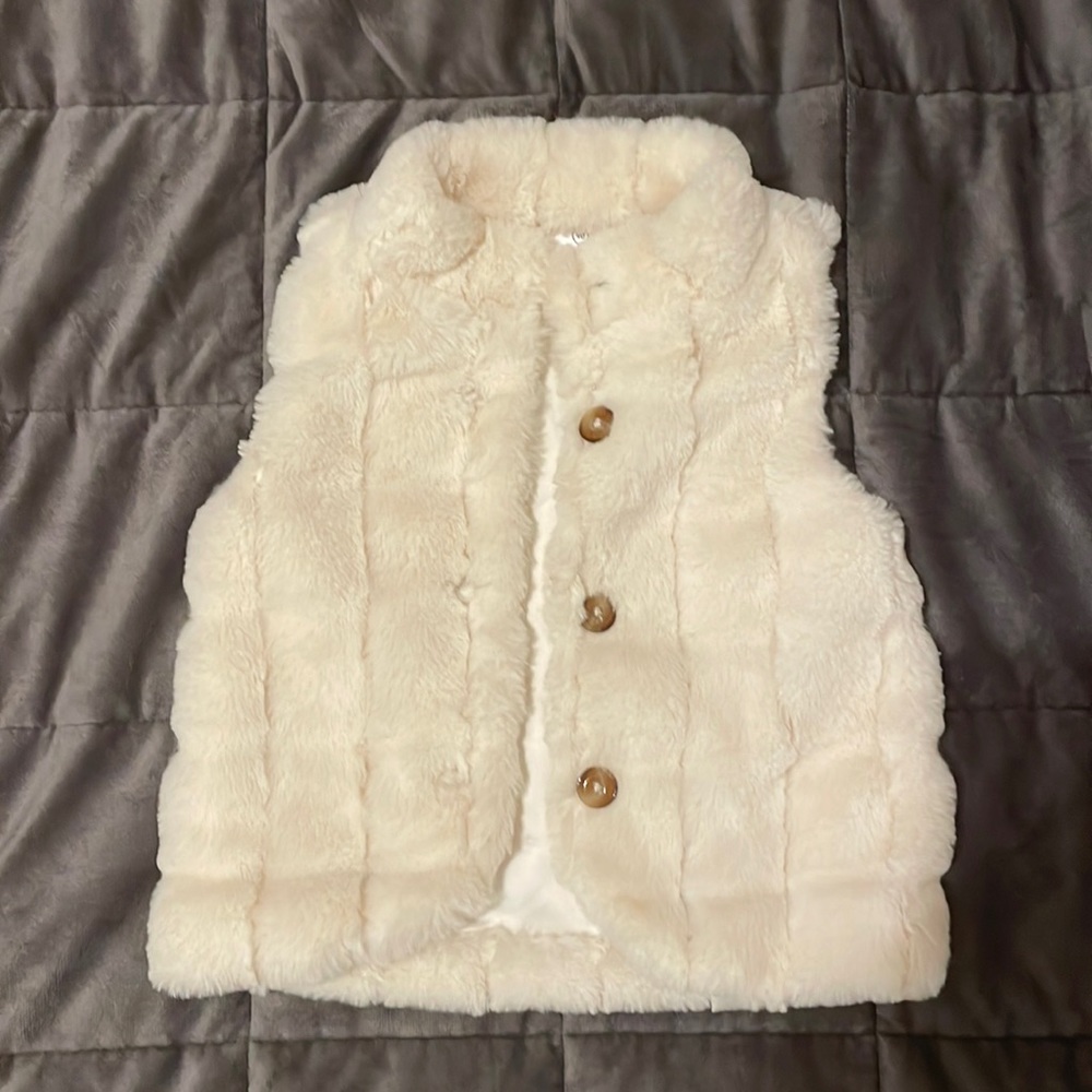 Faux shearling fur vest Hannah Andersson 90 EUC